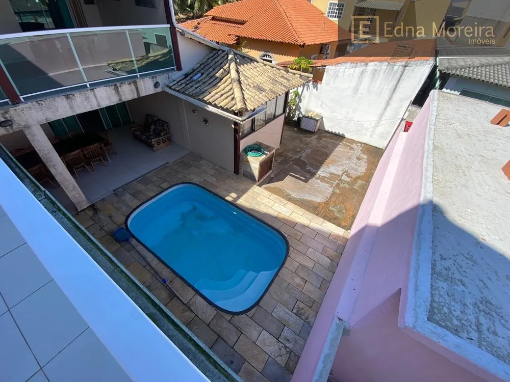 Casa, 5 quartos, 195 m² - Foto 2