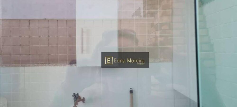 Casa à venda com 3 quartos, 108m² - Foto 2