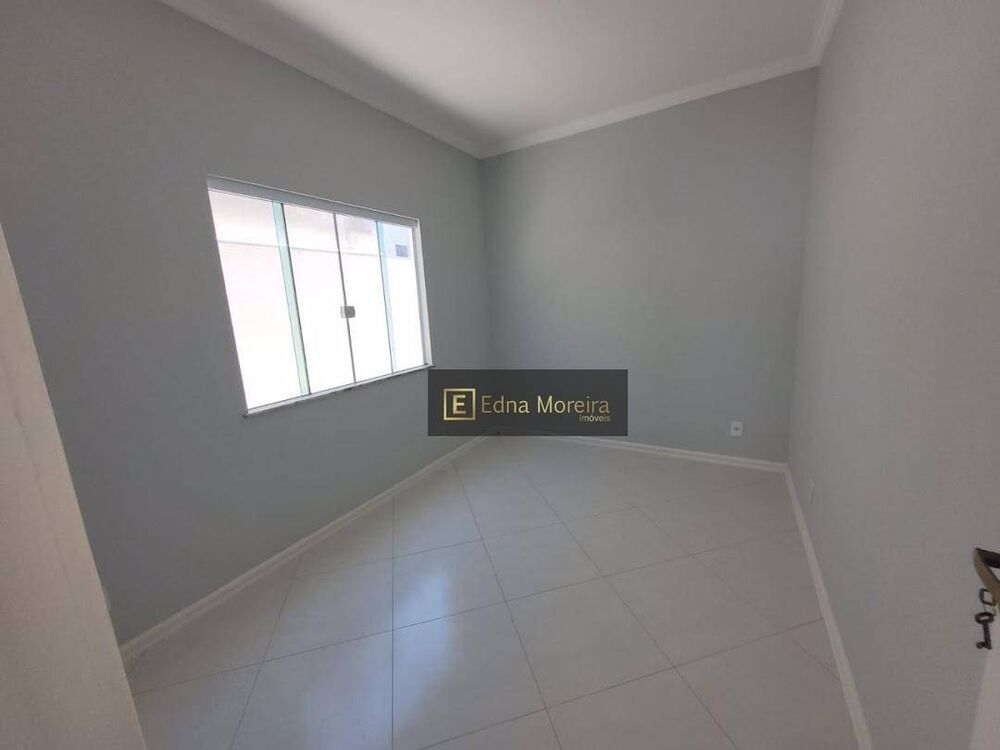 Casa, 3 quartos, 81 m² - Foto 2