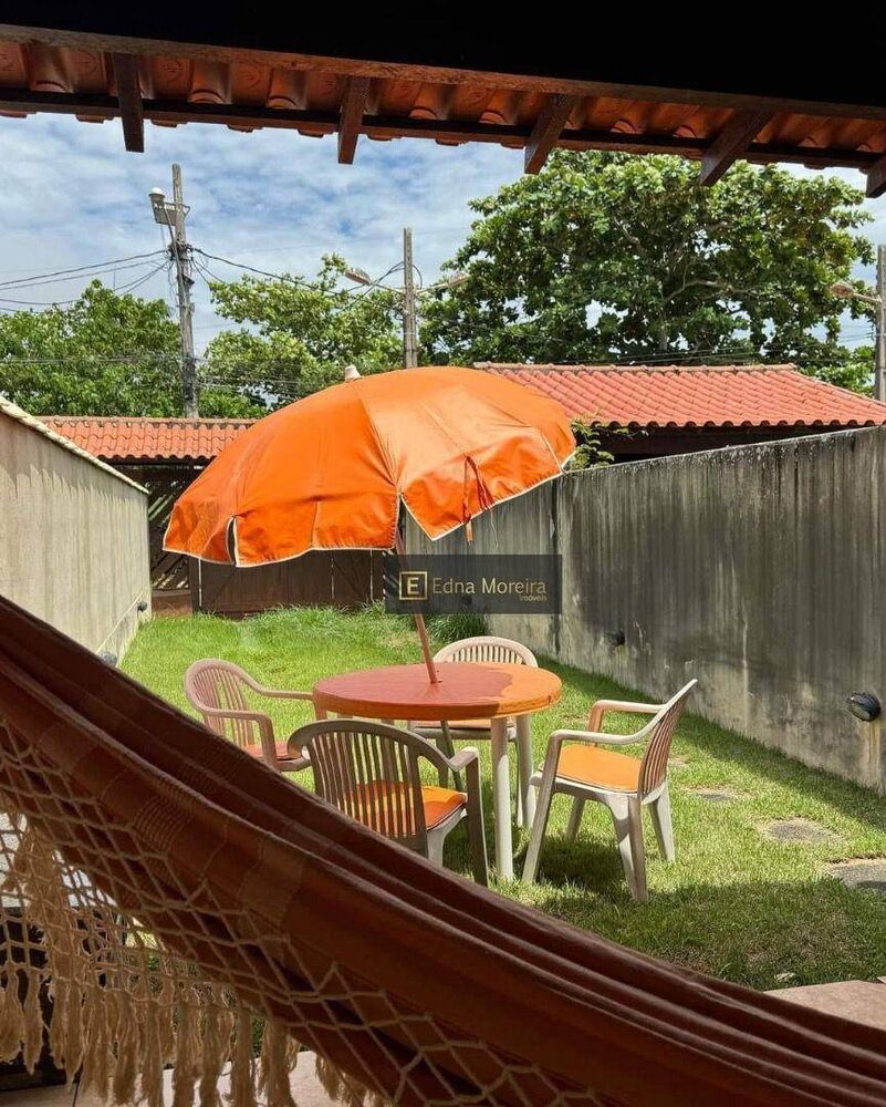 Casa à venda com 2 quartos, 190m² - Foto 1