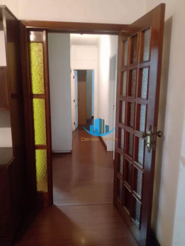 Apartamento à venda com 3 quartos, 140m² - Foto 4