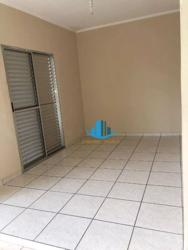 Casa de Condomínio à venda com 3 quartos, 180m² - Foto 4