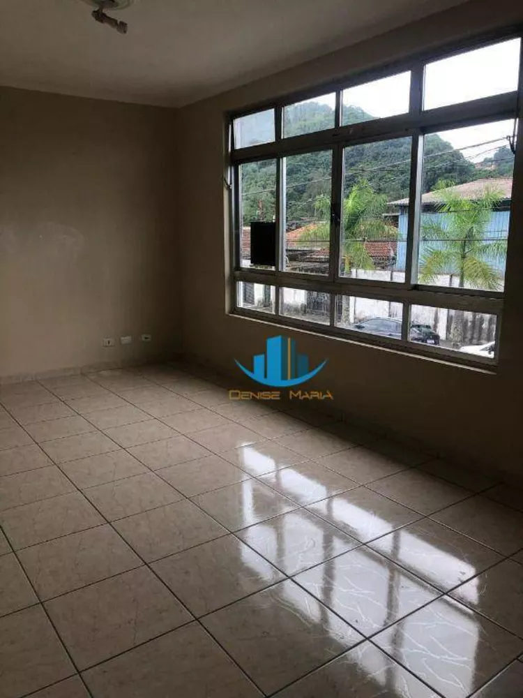 Casa de Condomínio à venda com 3 quartos, 180m² - Foto 3