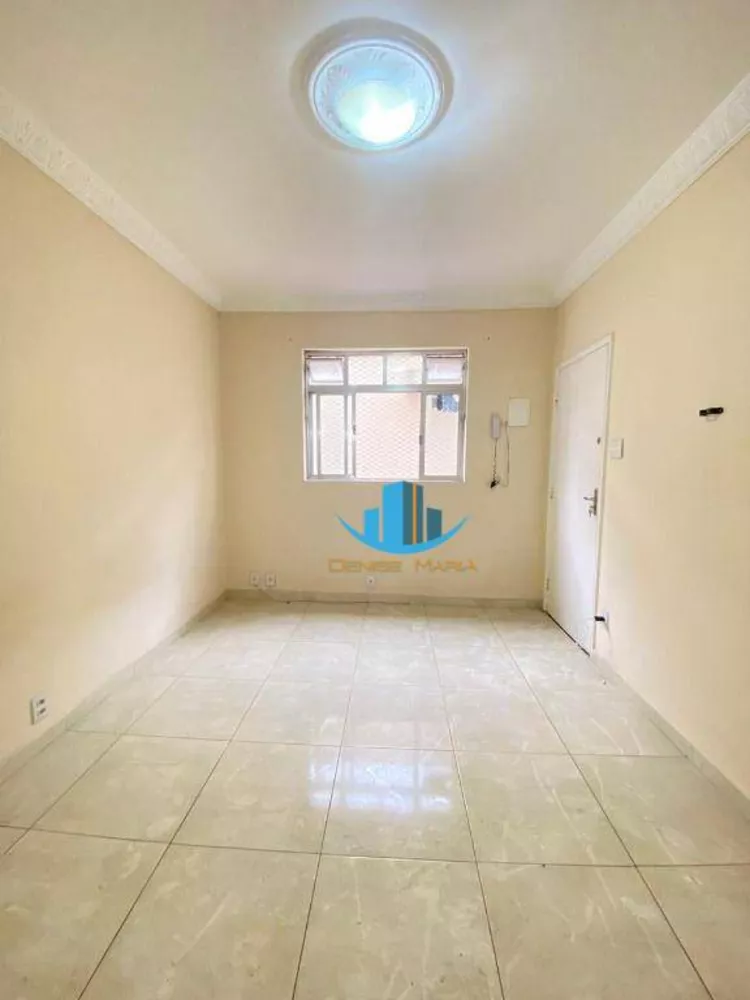 Apartamento à venda com 2 quartos, 72m² - Foto 4