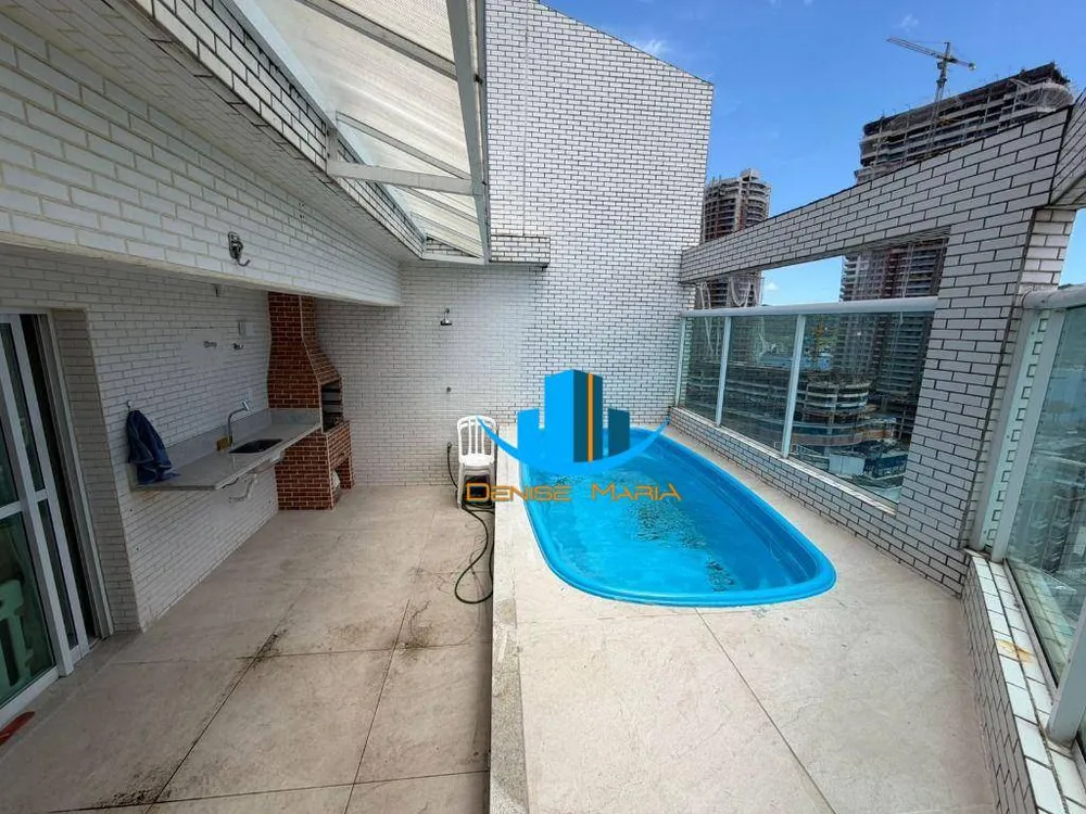 Cobertura, 3 quartos, 196 m² - Foto 2