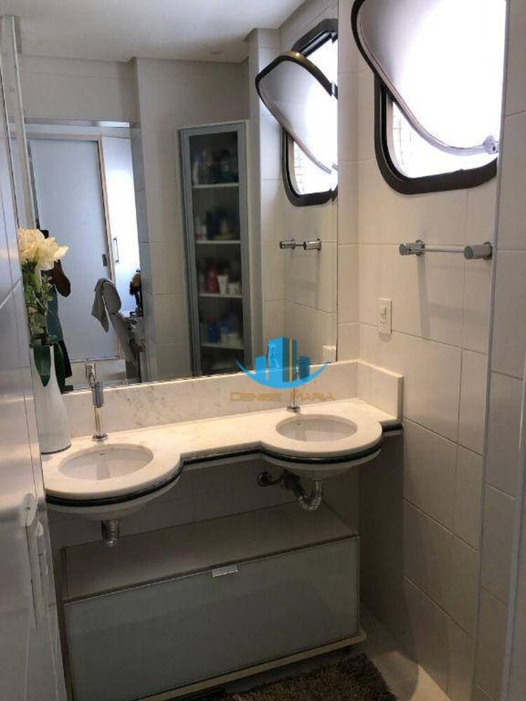 Apartamento à venda com 4 quartos, 257m² - Foto 11