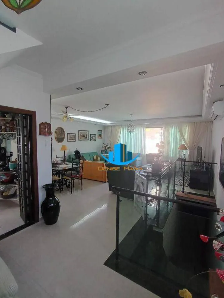 Sobrado, 3 quartos, 242 m² - Foto 2