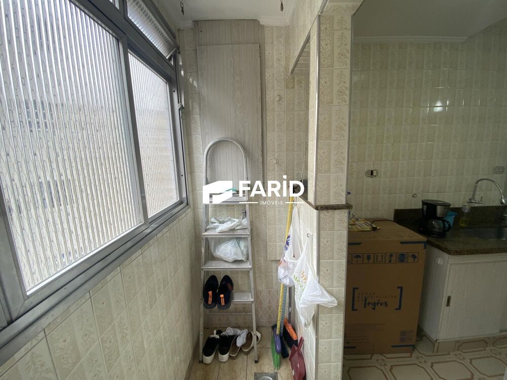 Apartamento à venda com 2 quartos, 72m² - Foto 3