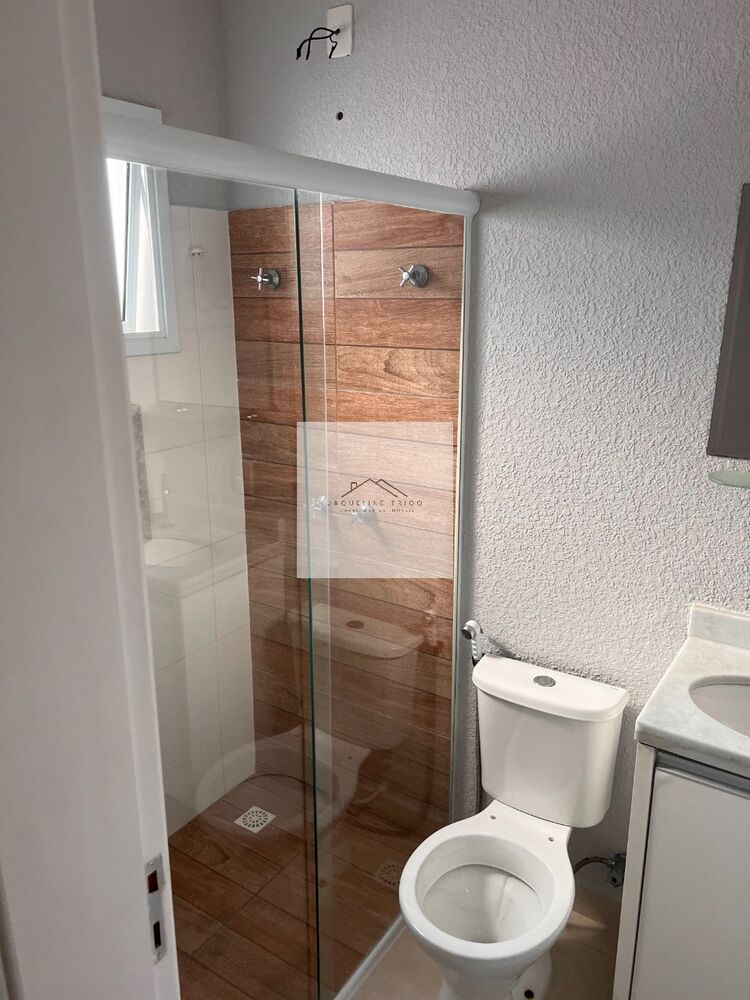 Casa à venda e aluguel com 3 quartos, 100m² - Foto 3