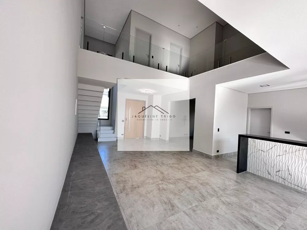 Casa à venda com 3 quartos, 300m² - Foto 3