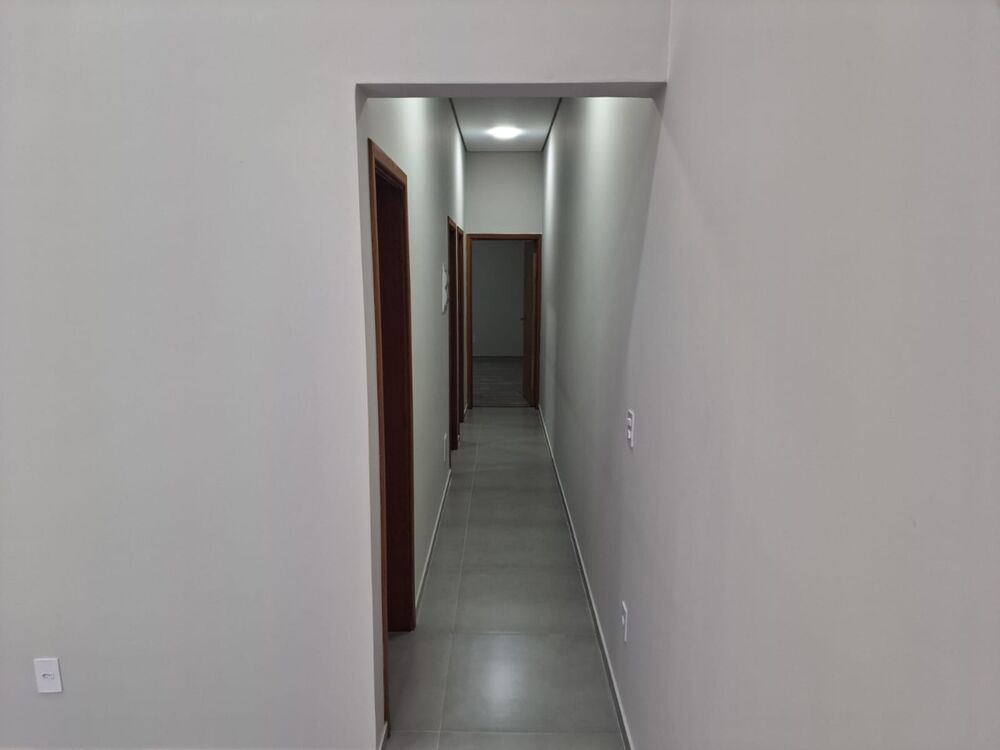 Casa à venda com 3 quartos, 105m² - Foto 3