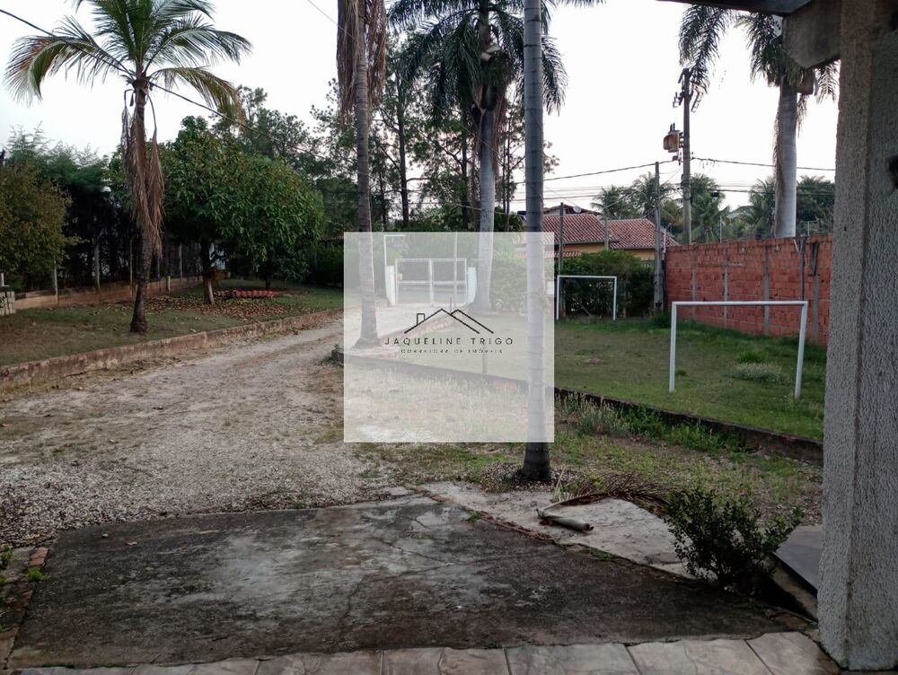 Chácara à venda com 3 quartos, 1560m² - Foto 2