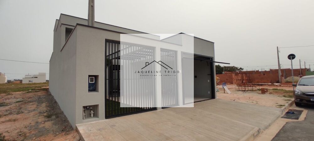 Casa à venda com 3 quartos, 150m² - Foto 1