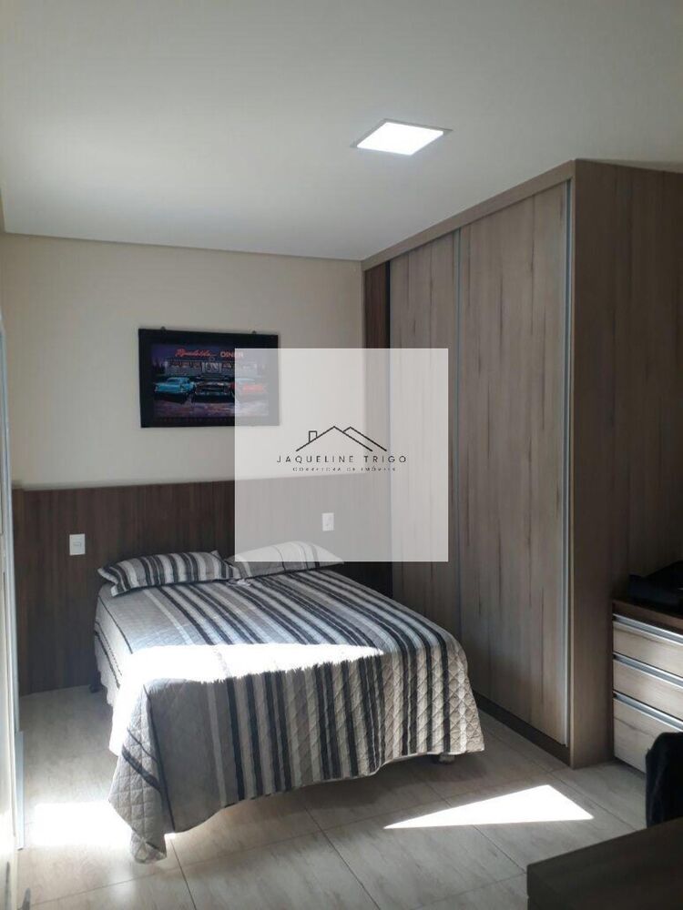 Casa, 4 quartos, 215 m² - Foto 3