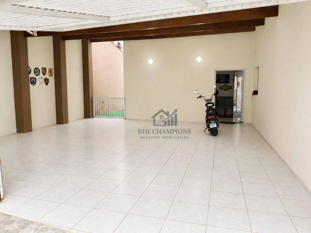 Casa, 4 quartos, 288 m² - Foto 1