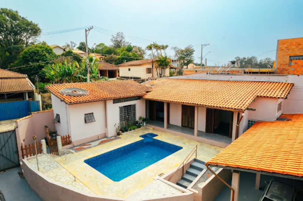 Chácara, 4 quartos, 1065 m² - Foto 1