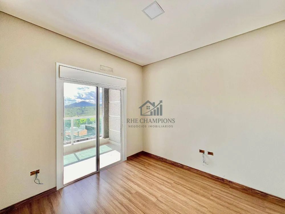 Casa, 3 quartos, 318 m² - Foto 3