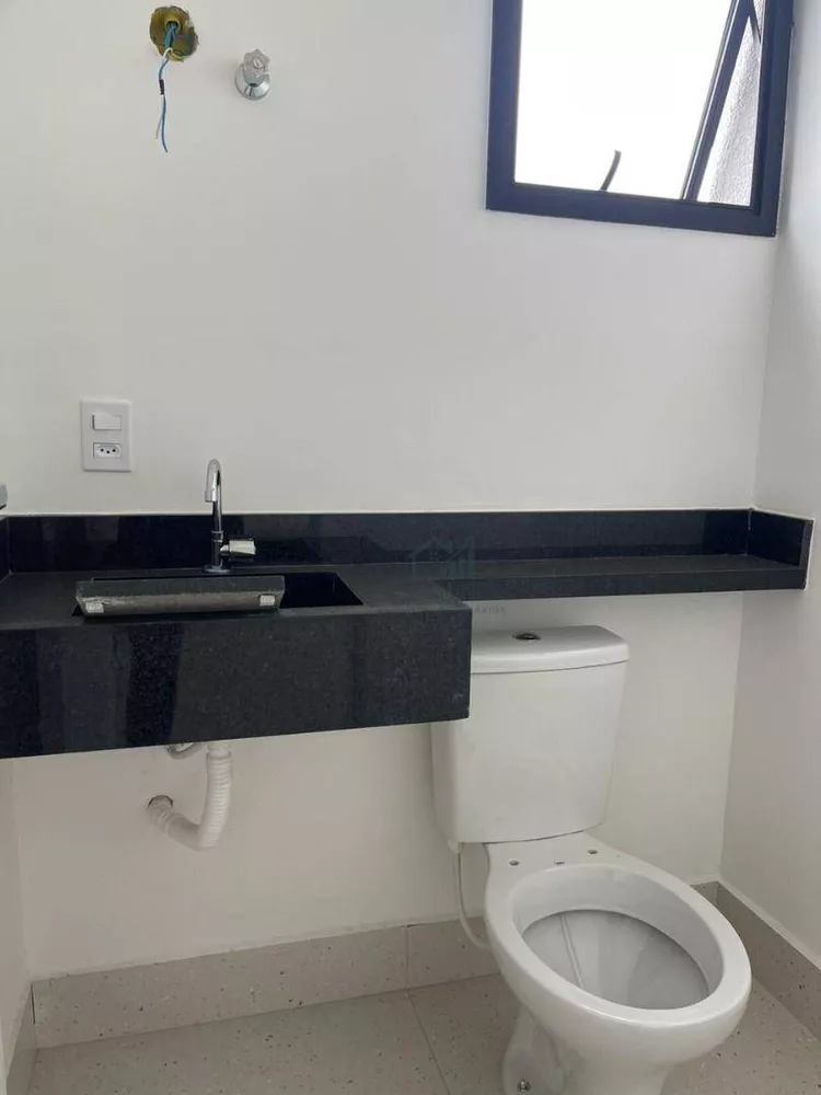 Casa, 3 quartos, 240 m² - Foto 1