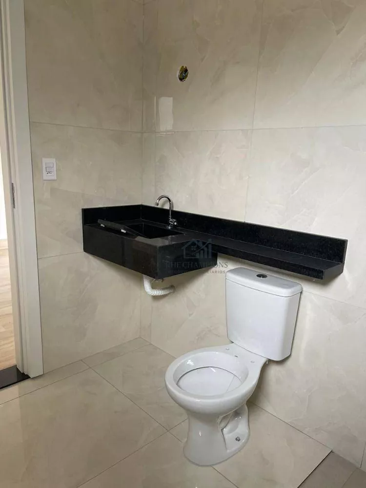 Casa, 3 quartos, 240 m² - Foto 3