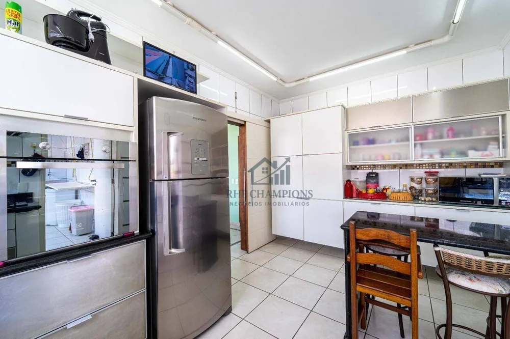 Casa, 4 quartos, 738 m² - Foto 14