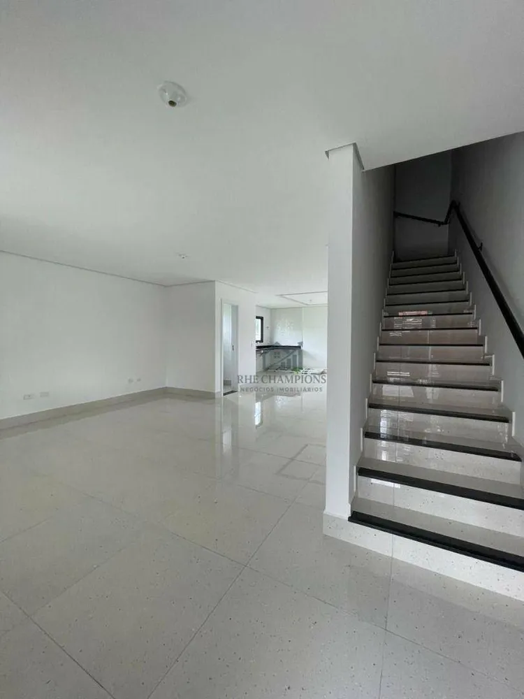 Casa, 3 quartos, 240 m² - Foto 3