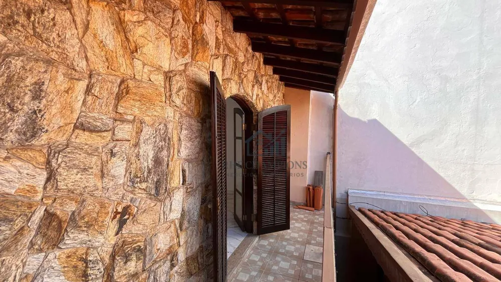 Casa, 3 quartos, 230 m² - Foto 4