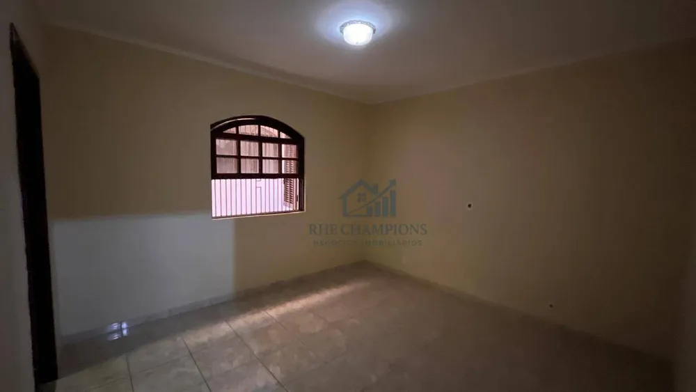 Casa, 3 quartos, 230 m² - Foto 13