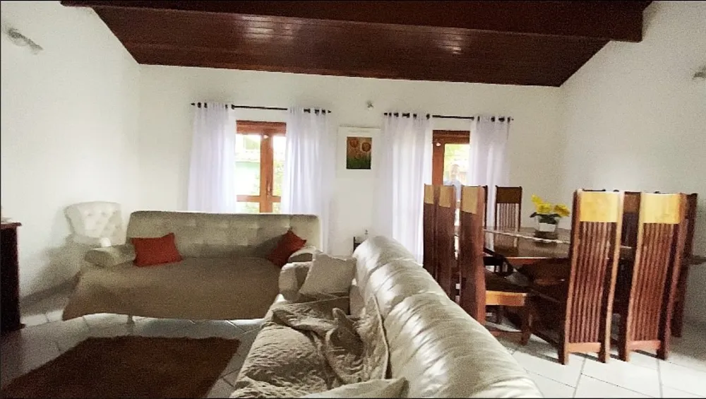 Casa, 3 quartos, 240 m² - Foto 7