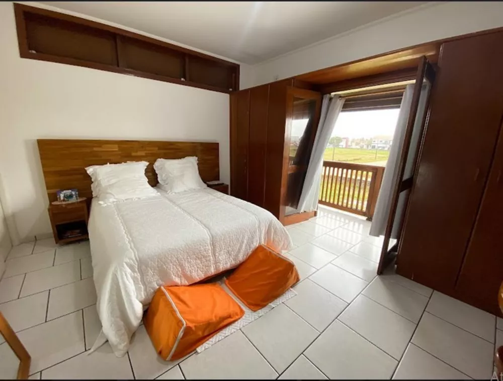 Casa, 3 quartos, 240 m² - Foto 2