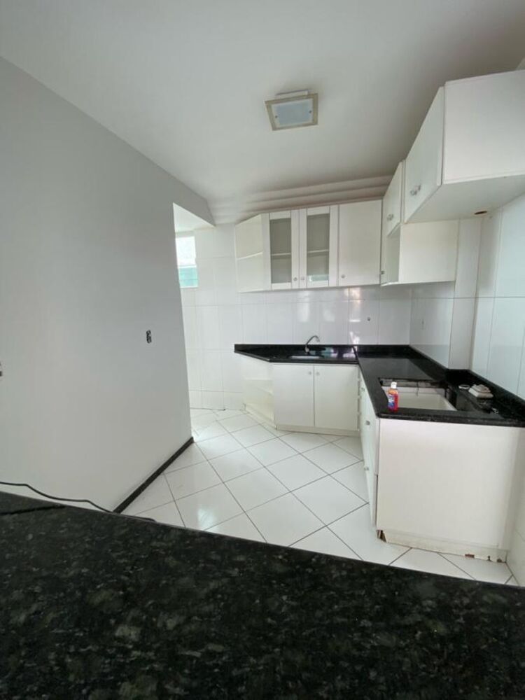 Apartamento para alugar com 3 quartos, 82m² - Foto 11