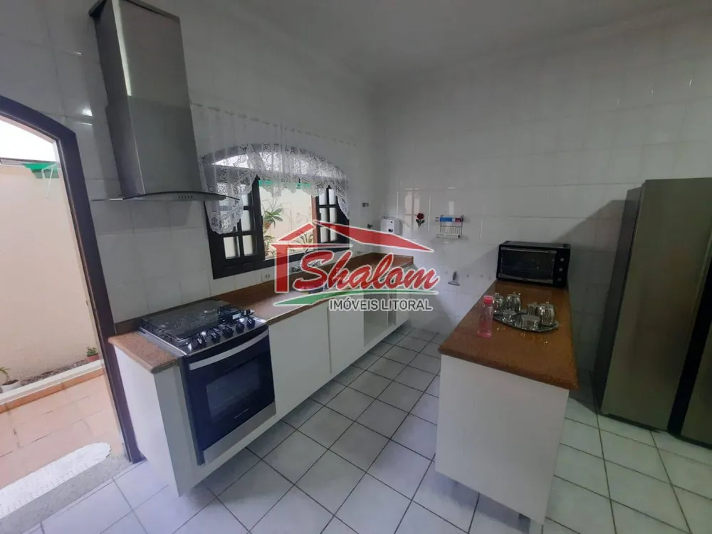 Casa, 3 quartos, 250 m² - Foto 13