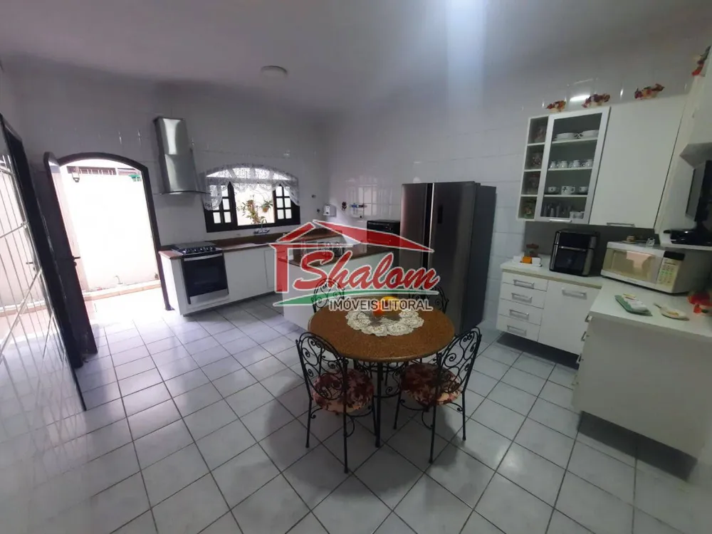 Casa, 3 quartos, 250 m² - Foto 12