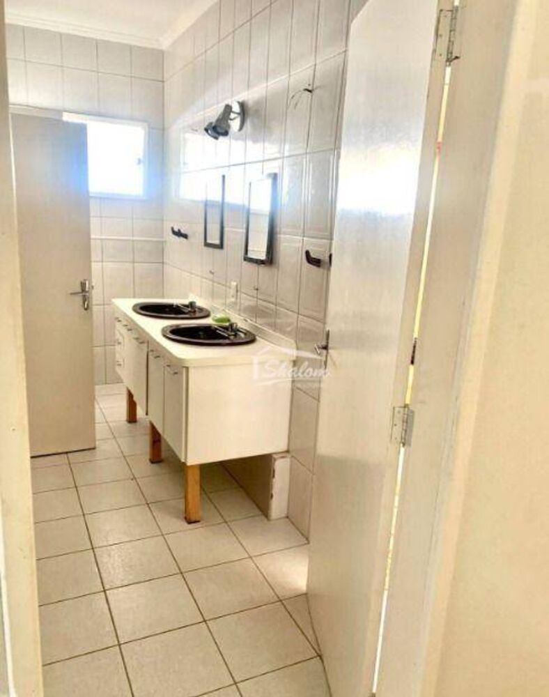 Casa, 3 quartos, 210 m² - Foto 6