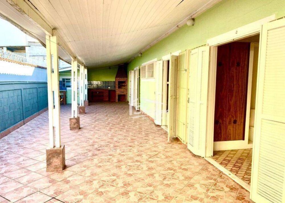 Casa, 3 quartos, 210 m² - Foto 3