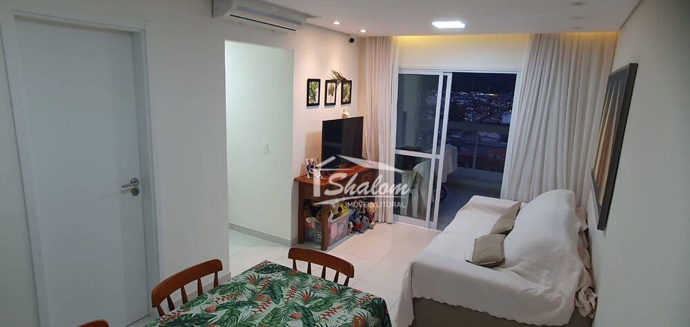 Apartamento à venda com 2 quartos, 67m² - Foto 4
