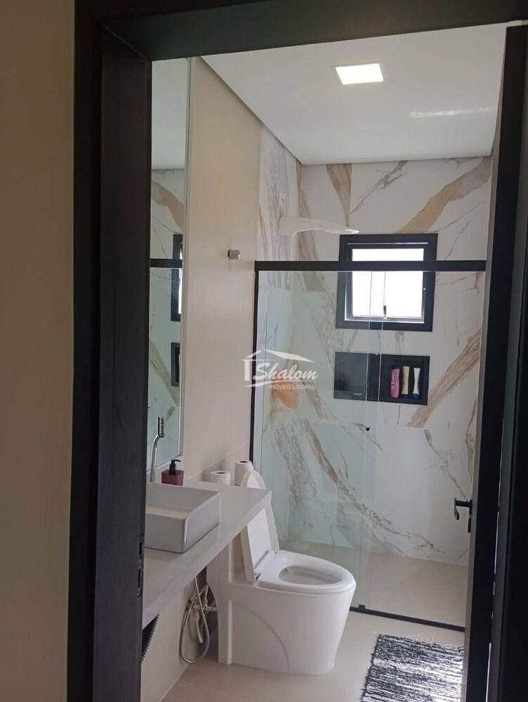 Casa à venda com 3 quartos, 179m² - Foto 4