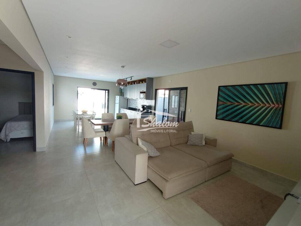 Casa à venda com 3 quartos, 179m² - Foto 1