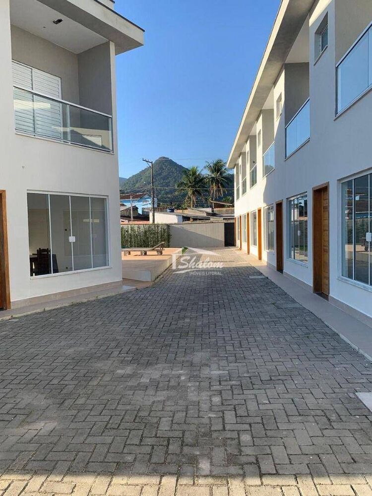 Sobrado à venda com 2 quartos, 72m² - Foto 1