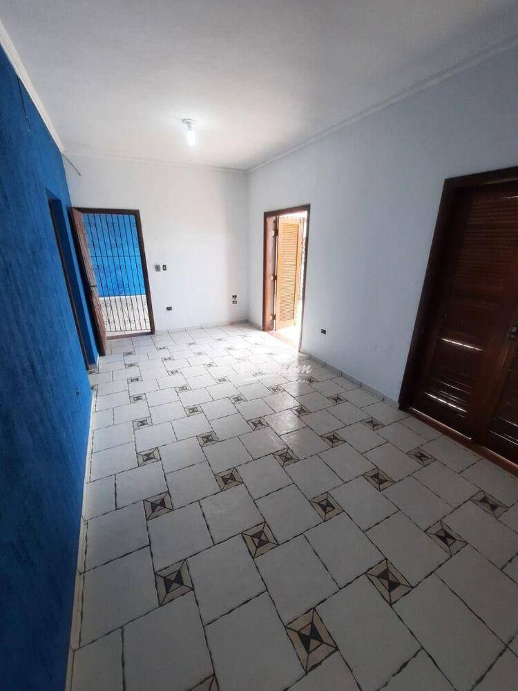 Casa, 5 quartos, 233 m² - Foto 1