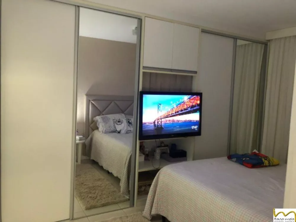 Apartamento à venda com 3 quartos, 90m² - Foto 3