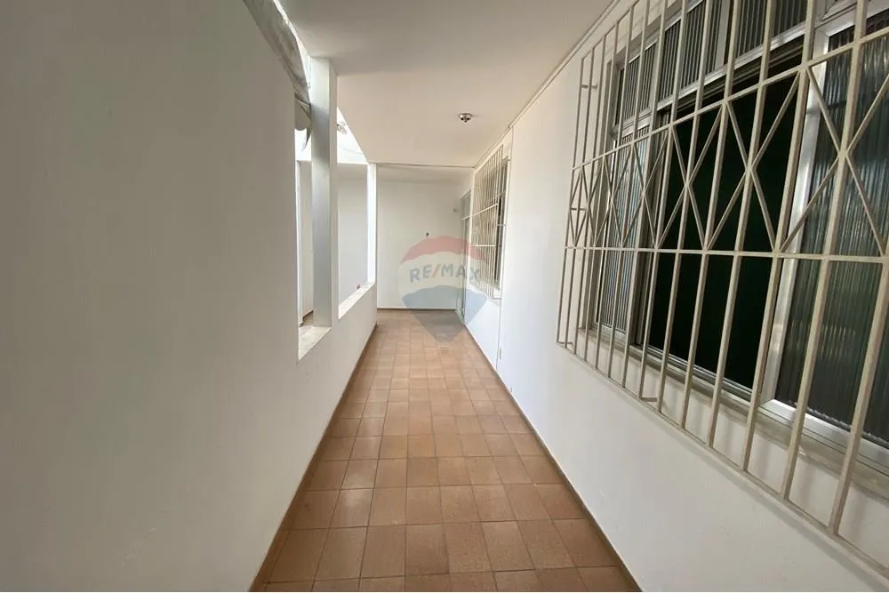 Casa, 1 quarto, 82 m² - Foto 1