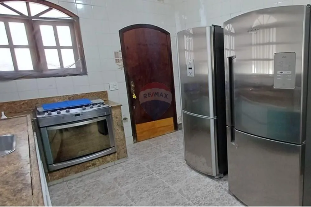 Casa, 3 quartos, 213 m² - Foto 9