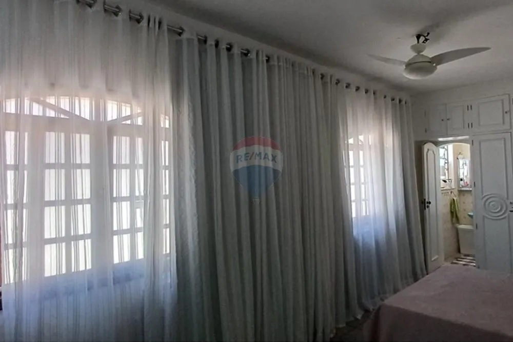 Casa, 3 quartos, 213 m² - Foto 47