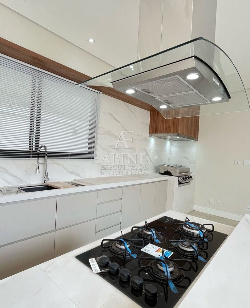 Casa de Condomínio à venda com 3 quartos, 180m² - Foto 4