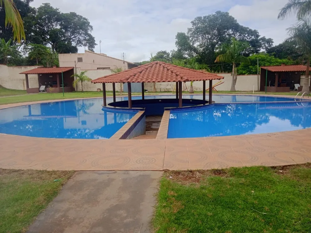Chácara, 3 quartos, 1300 m² - Foto 2