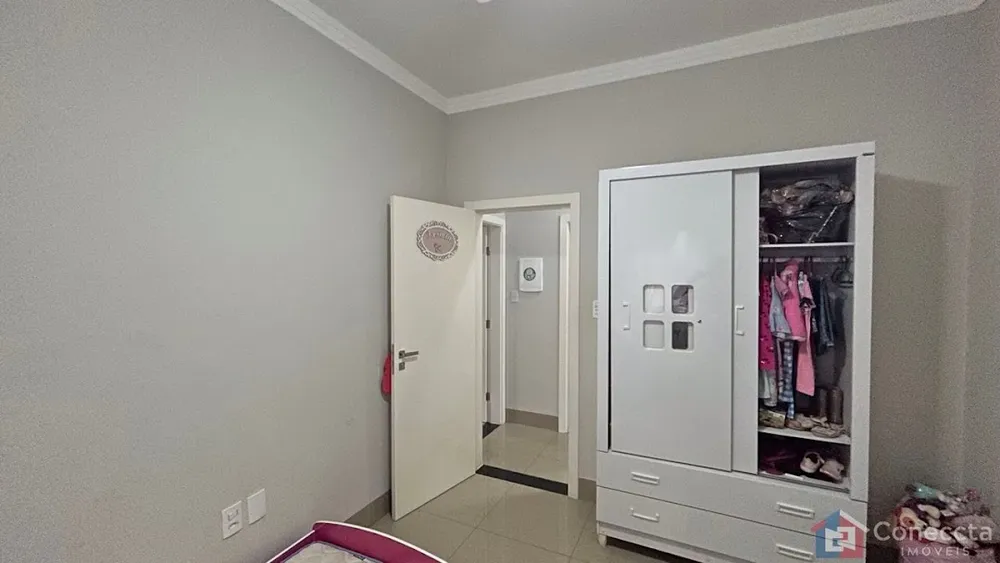Casa, 3 quartos, 200 m² - Foto 2