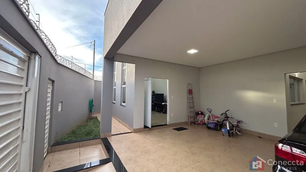 Casa, 3 quartos, 200 m² - Foto 1