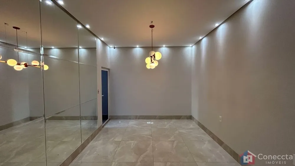 Casa, 3 quartos, 220 m² - Foto 2