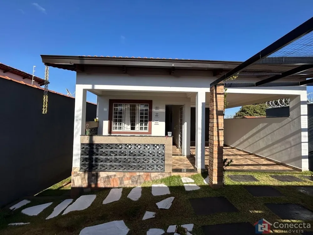 Casa, 3 quartos, 222 m² - Foto 1