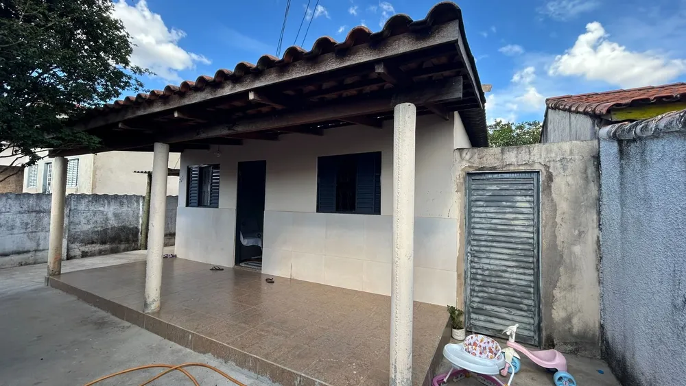 Casa, 3 quartos, 70 m² - Foto 1